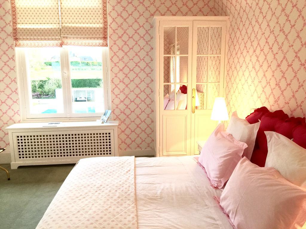 Manoir De Benerville Bed & Breakfast Deauville Bagian luar foto