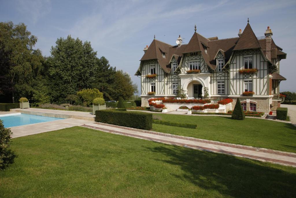 Manoir De Benerville Bed & Breakfast Deauville Bagian luar foto