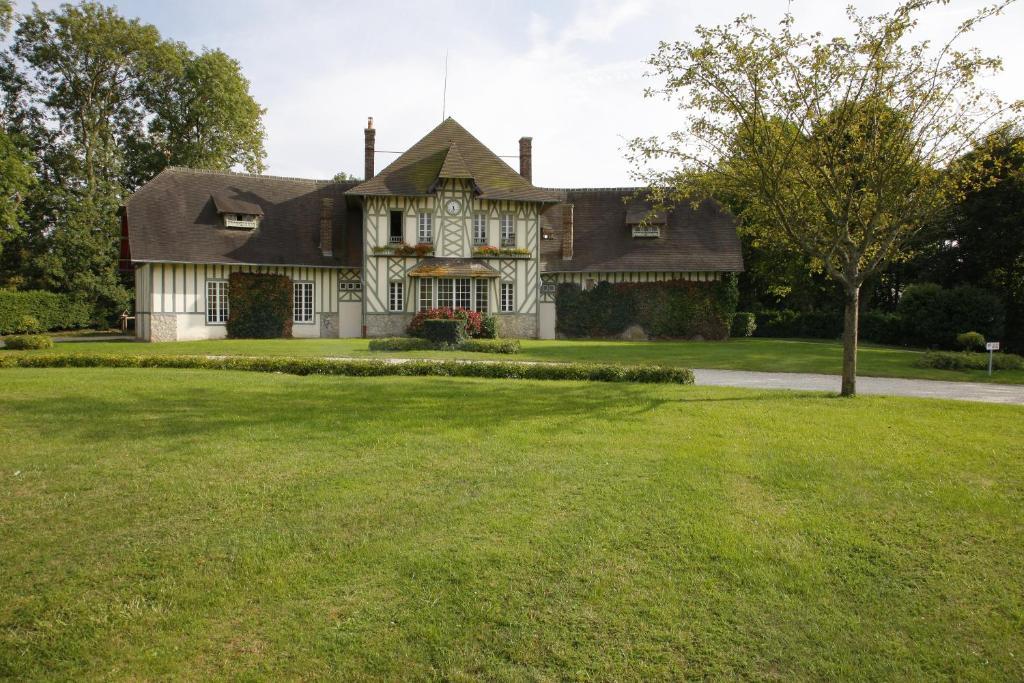 Manoir De Benerville Bed & Breakfast Deauville Bagian luar foto