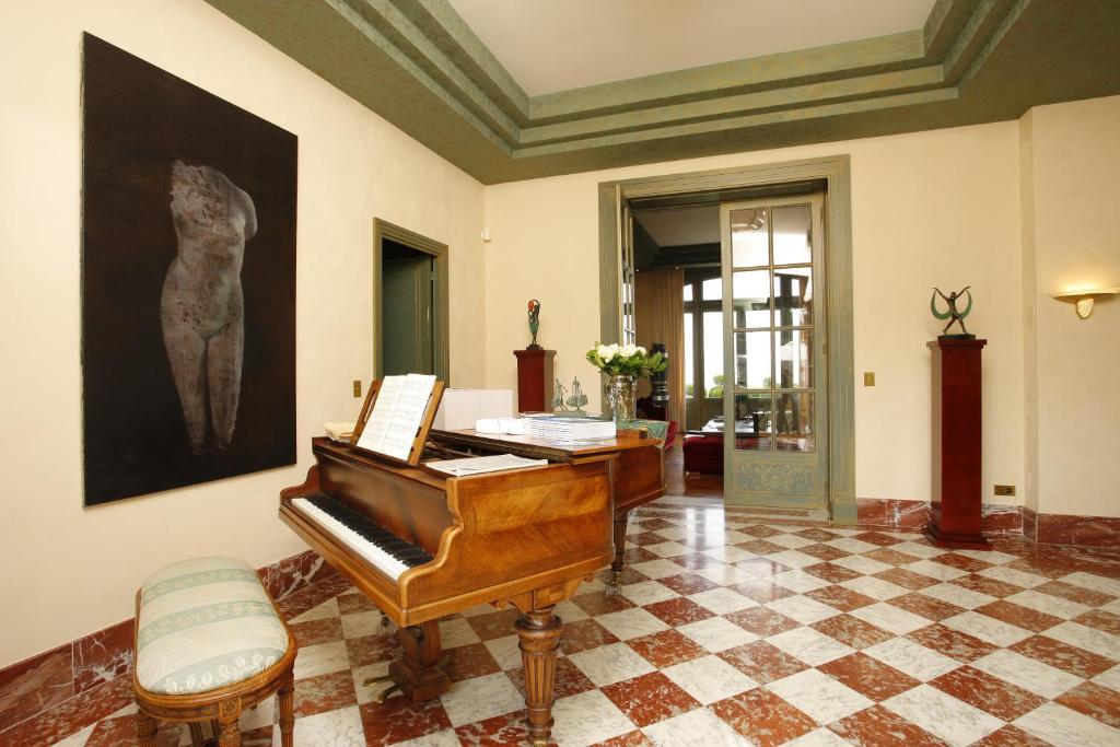 Manoir De Benerville Bed & Breakfast Deauville Bagian luar foto