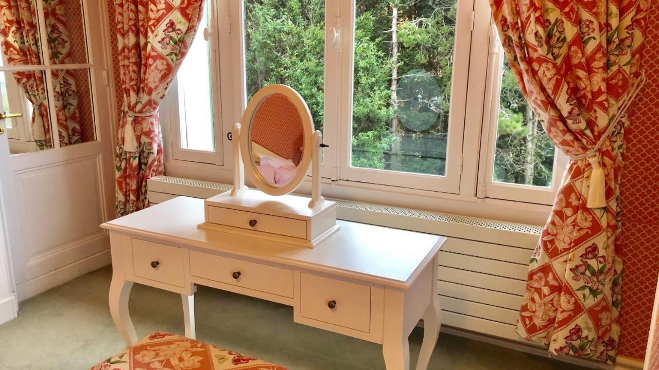 Manoir De Benerville Bed & Breakfast Deauville Bagian luar foto